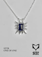 Load image into Gallery viewer, Blue Stone One Of One

